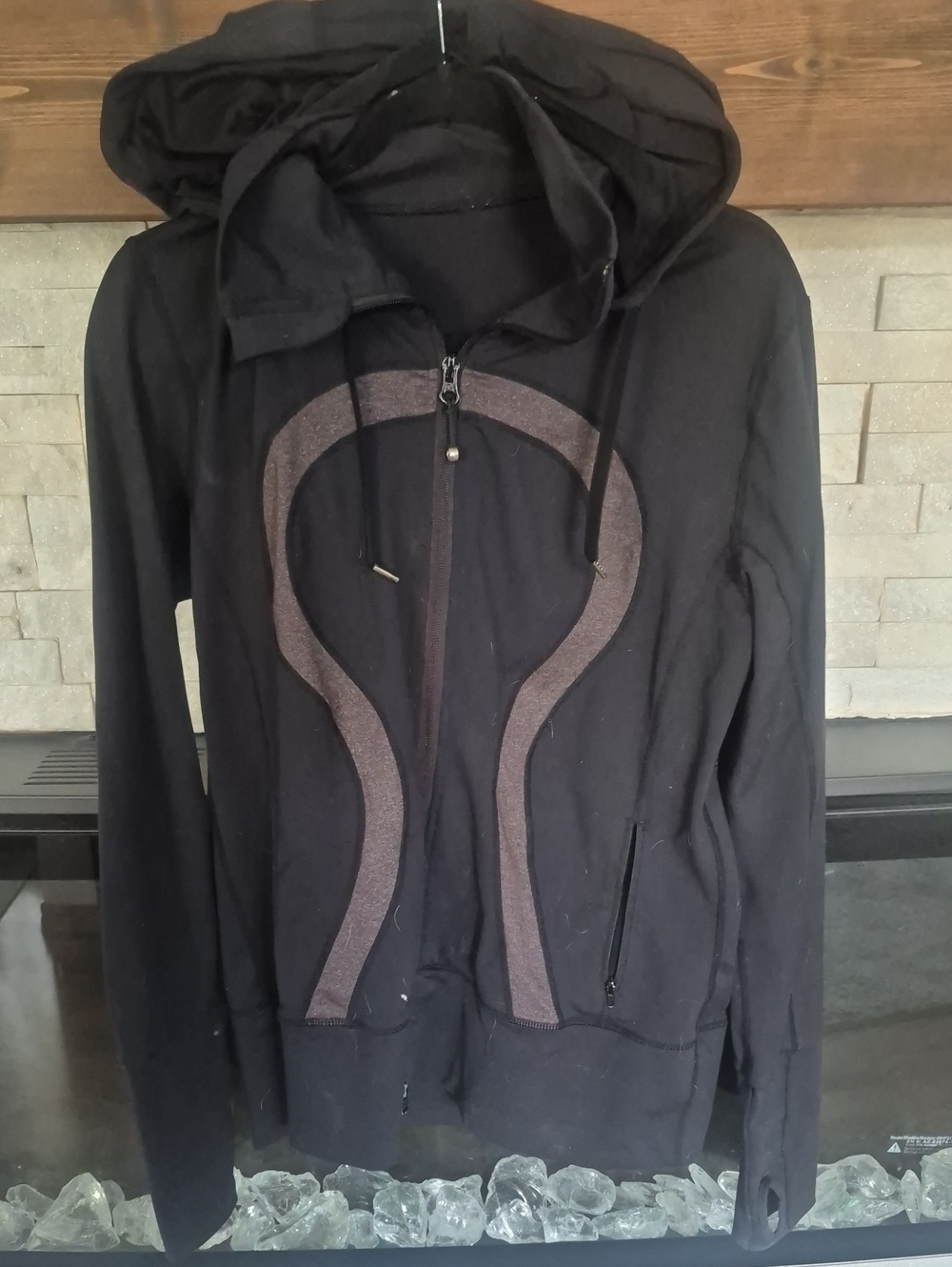 Lululemon Womens Black Hooded Zip-Up Jacket with Contrasting Trim